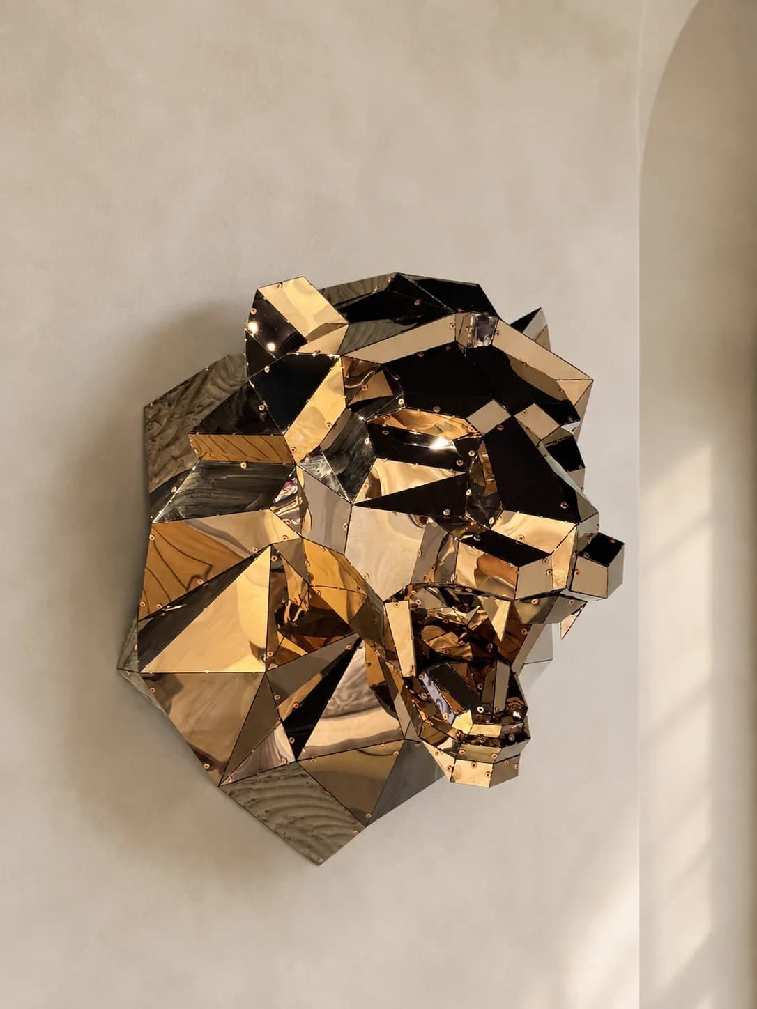 Aslan Kafası Gold Galvaniz Heykel - alternatif